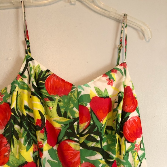 Crown & Ivy tropical print dress, size 4, beautiful vibrant colors and details - Picture 7 of 7